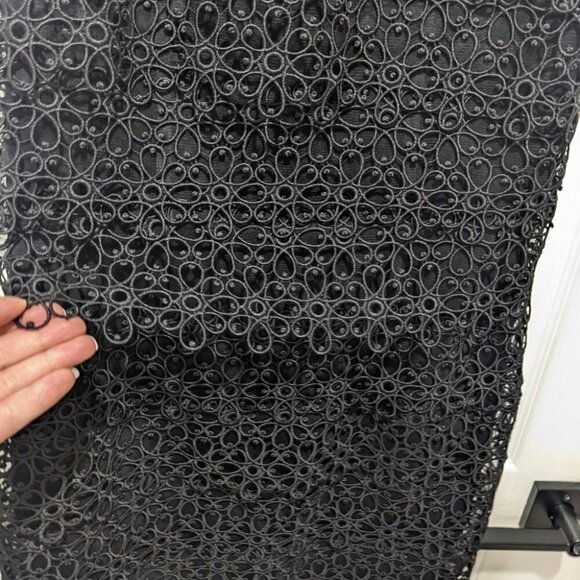 Js Collections | Tiered Lace Cocktail Dress - Picture 4 of 9